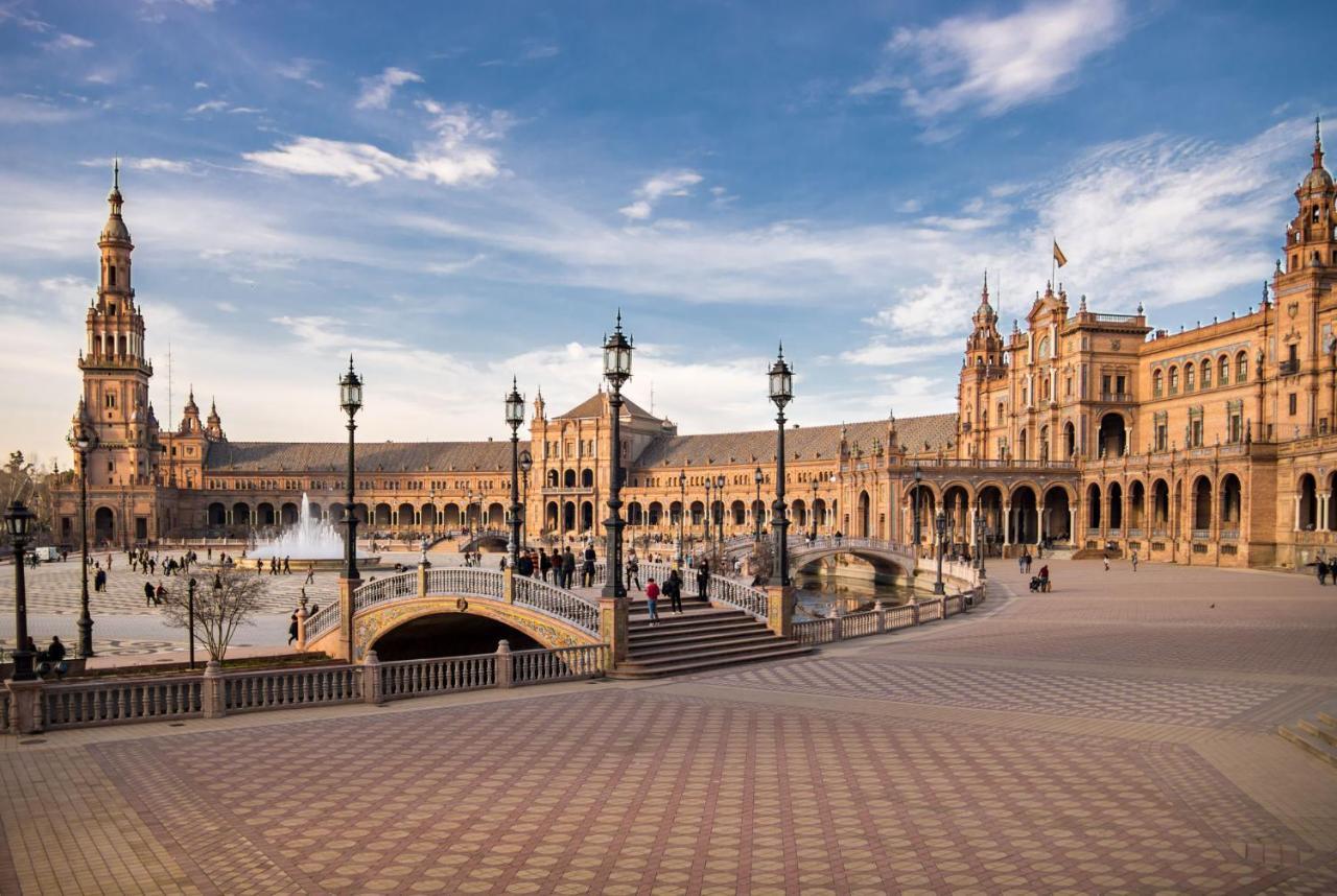 Froilan City Walls By Valcambre Sevilla Exterior foto