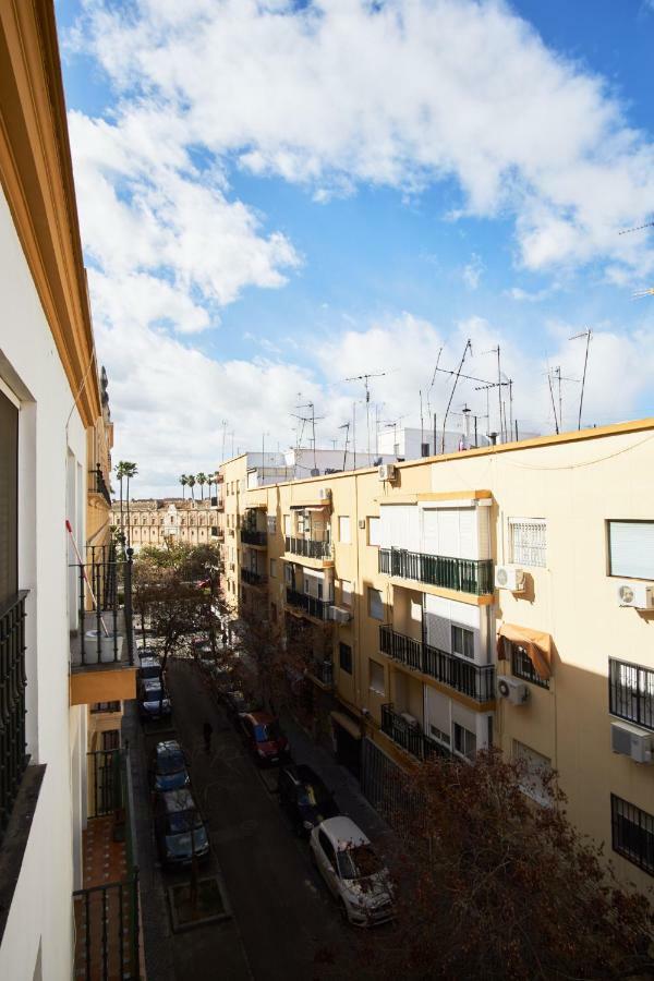 Froilan City Walls By Valcambre Sevilla Exterior foto